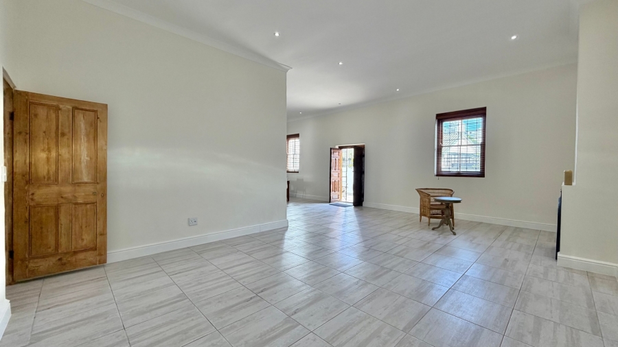 5 Bedroom Property for Sale in Strand Central Western Cape